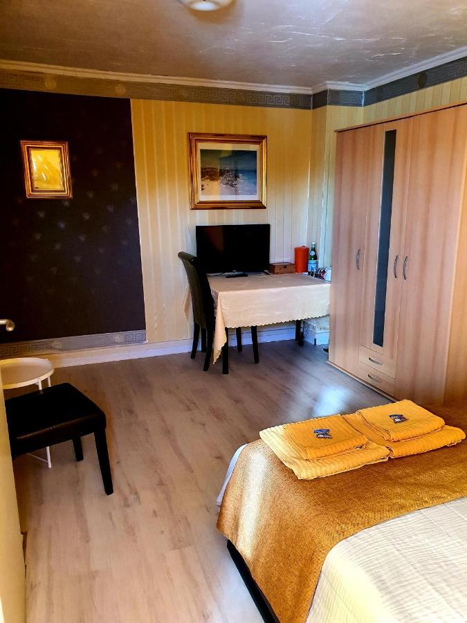 Stayincologne Frühstückspension